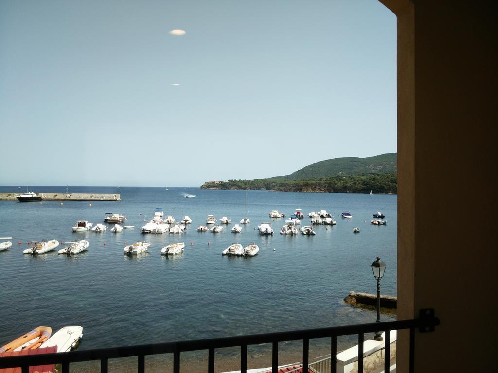 Hotel L'Approdo Porto Azzurro Szoba fotó