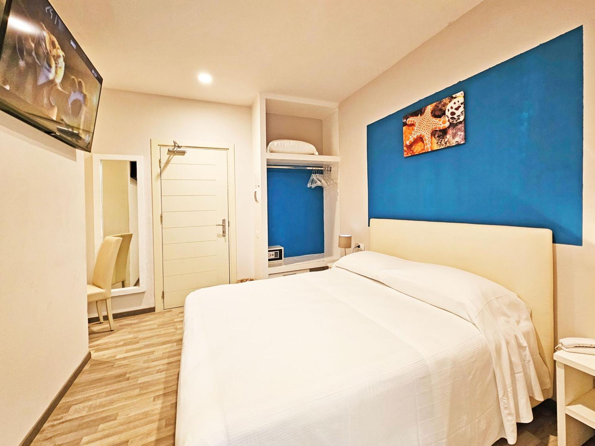 Hotel L'Approdo Porto Azzurro Kültér fotó