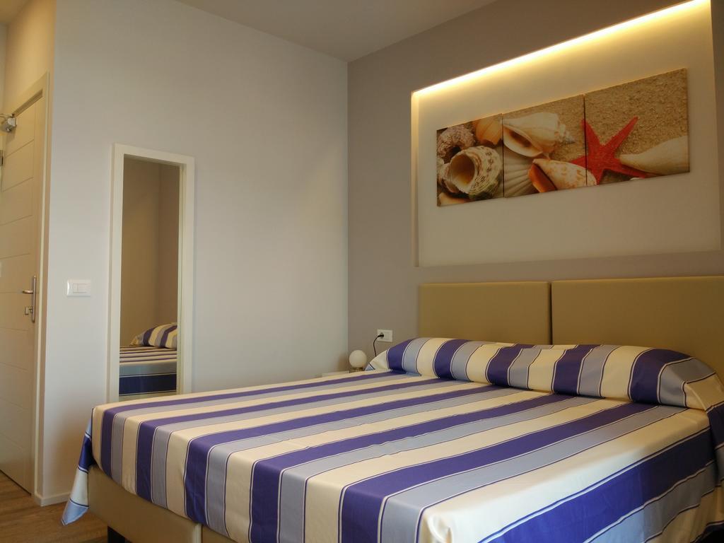 Hotel L'Approdo Porto Azzurro Szoba fotó
