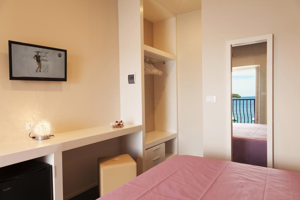 Hotel L'Approdo Porto Azzurro Kültér fotó